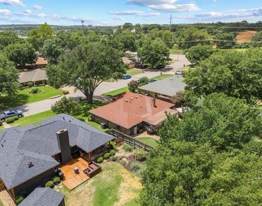 3040 Panhandle Drive - Photo Thumbnail 28