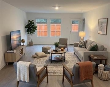 6411 Willet Road - Photo Thumbnail 2