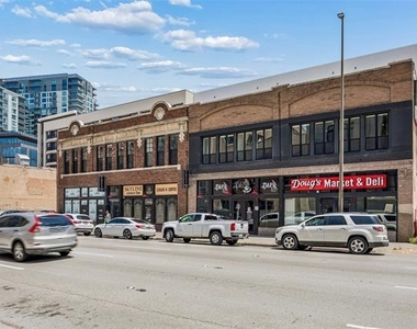 2010 Commerce Street - Photo Thumbnail 8