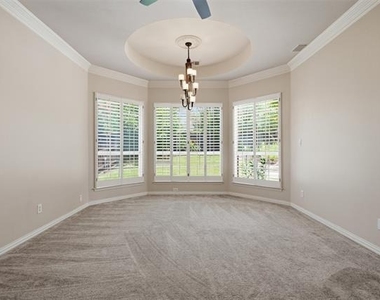 2221 Danielle Drive - Photo Thumbnail 17