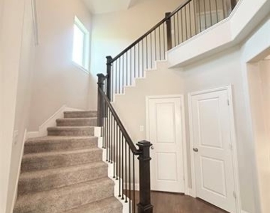 6300 Hermosa Drive - Photo Thumbnail 16