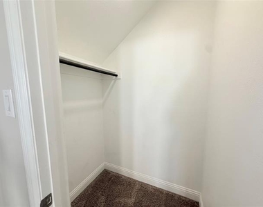 6300 Hermosa Drive - Photo Thumbnail 35