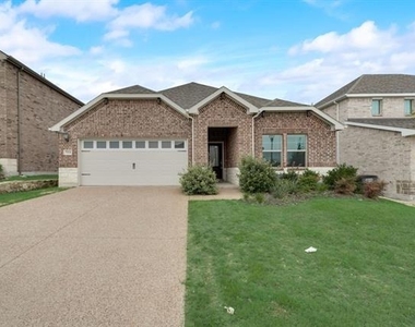 214 Stonehollow Way - Photo Thumbnail 2
