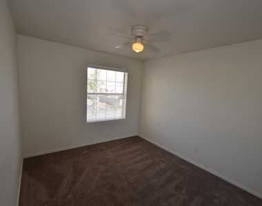 630 N Diane Court - Photo Thumbnail 16