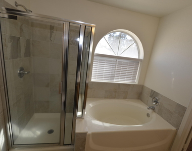630 N Diane Court - Photo Thumbnail 15