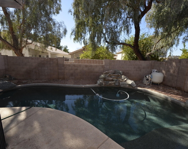 630 N Diane Court - Photo Thumbnail 21