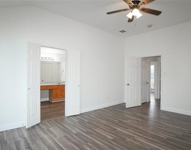 3109 Scott Drive - Photo Thumbnail 15