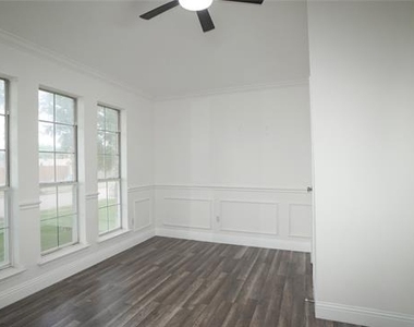 3109 Scott Drive - Photo Thumbnail 10