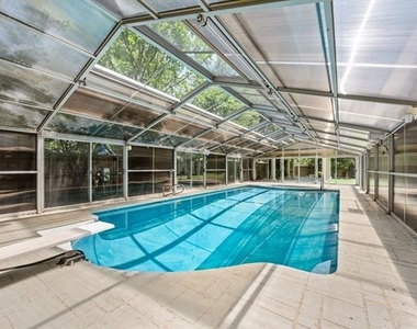 1200 Circle Lane - Photo Thumbnail 10