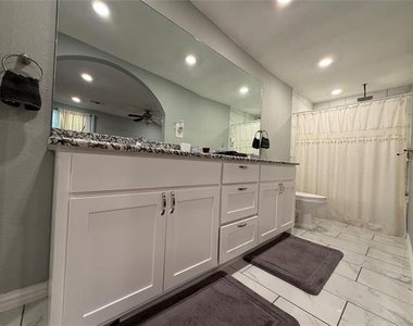 7024 Red Bud Lane - Photo Thumbnail 15