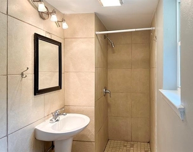 701 Tanglewood Drive - Photo Thumbnail 18