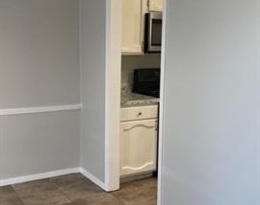 4413 Ocean Reef - Photo Thumbnail 9