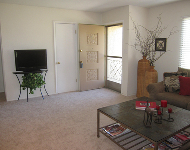5878 N 83rd Street - Photo Thumbnail 2