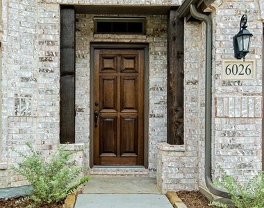 6026 Priory Drive - Photo Thumbnail 3