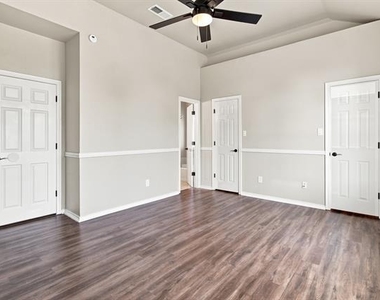 11059 Fandor Street - Photo Thumbnail 17