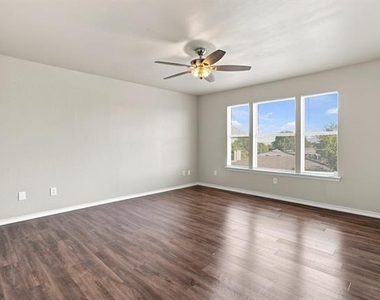 11059 Fandor Street - Photo Thumbnail 27