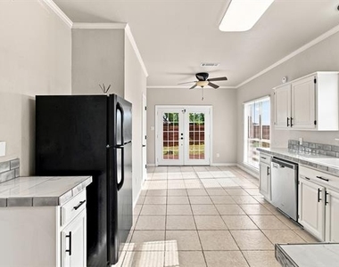 11059 Fandor Street - Photo Thumbnail 10