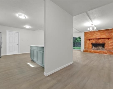 2630 Pasteur Avenue - Photo Thumbnail 2