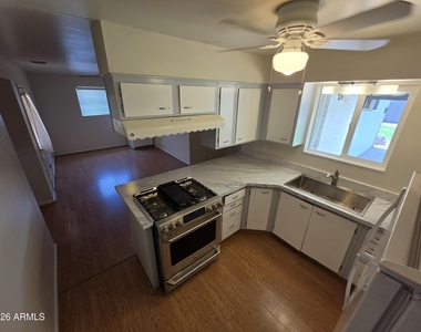 1309 W 14 Street - Photo Thumbnail 9