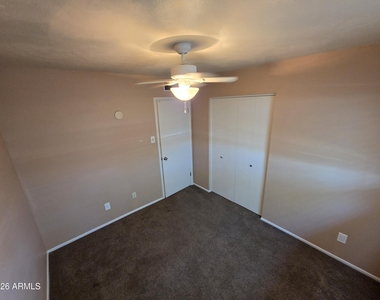 1309 W 14 Street - Photo Thumbnail 17