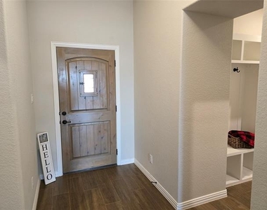 7608 Rothbury Drive - Photo Thumbnail 1