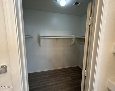 8013 W Lumbee Street - Photo Thumbnail 7