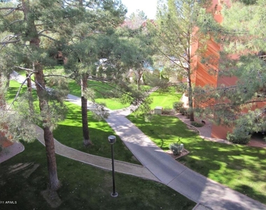 12212 N Paradise Village Parkway - Photo Thumbnail 12