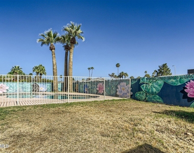 1991 E Carson Drive - Photo Thumbnail 17
