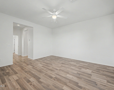 2540 N 149th Avenue - Photo Thumbnail 17