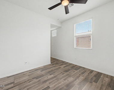 2540 N 149th Avenue - Photo Thumbnail 21