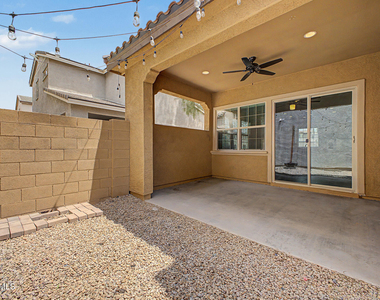 2540 N 149th Avenue - Photo Thumbnail 31