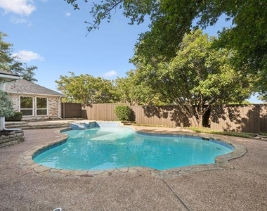 6018 Blue Mist Lane - Photo Thumbnail 22