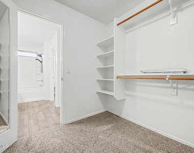 3983 S Crosscreek Drive - Photo Thumbnail 19