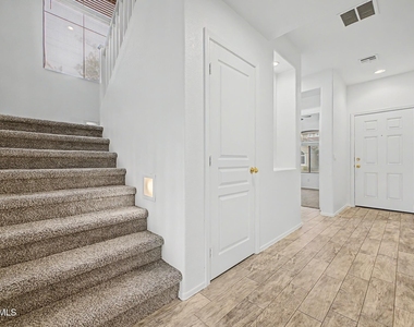 3983 S Crosscreek Drive - Photo Thumbnail 2