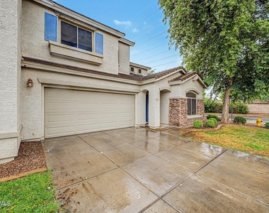 3983 S Crosscreek Drive - Photo Thumbnail 1