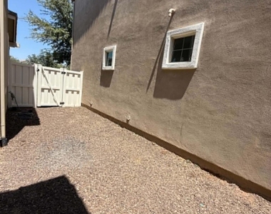 3836 E Stiles Lane - Photo Thumbnail 17