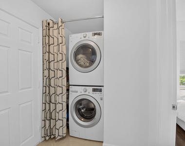 700 Ne 70th Street - Photo Thumbnail 29