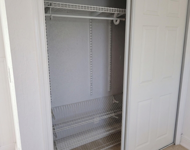 2021 Nw 85th Avenue - Photo Thumbnail 9