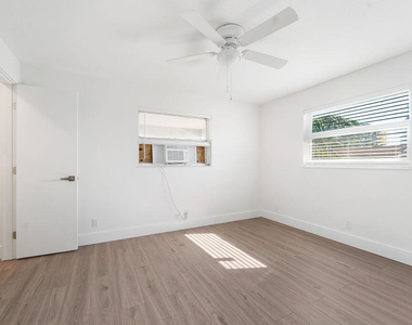 4317 Birdwood Street - Photo Thumbnail 4