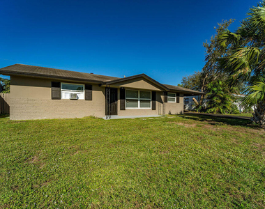 4317 Birdwood Street - Photo Thumbnail 24