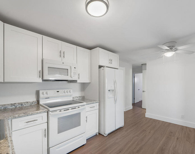 4317 Birdwood Street - Photo Thumbnail 10