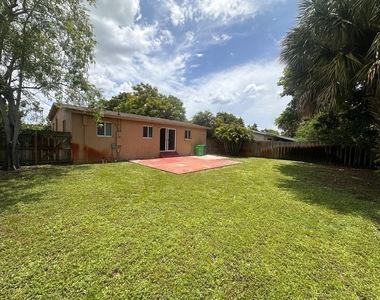 6281 Nw 14th Court - Photo Thumbnail 26