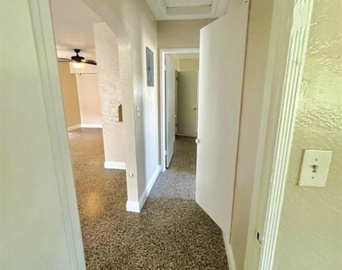 2531 Pierce Street - Photo Thumbnail 7