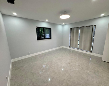 7441 Sw 19th Street - Photo Thumbnail 11