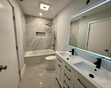 7441 Sw 19th Street - Photo Thumbnail 10