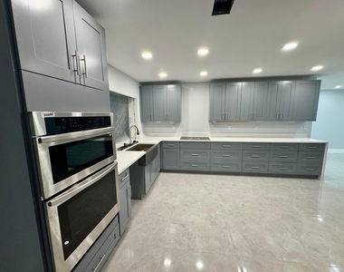 7441 Sw 19th Street - Photo Thumbnail 5