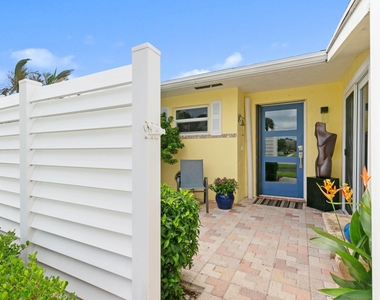 208 Sims Creek Drive - Photo Thumbnail 1