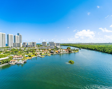 400 Sunny Isles Boulevard - Photo Thumbnail 48