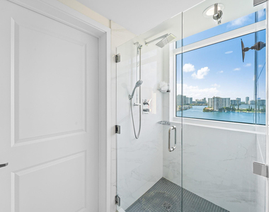 400 Sunny Isles Boulevard - Photo Thumbnail 15