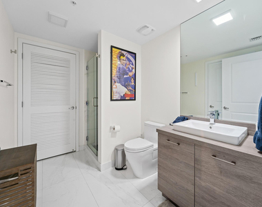 400 Sunny Isles Boulevard - Photo Thumbnail 16